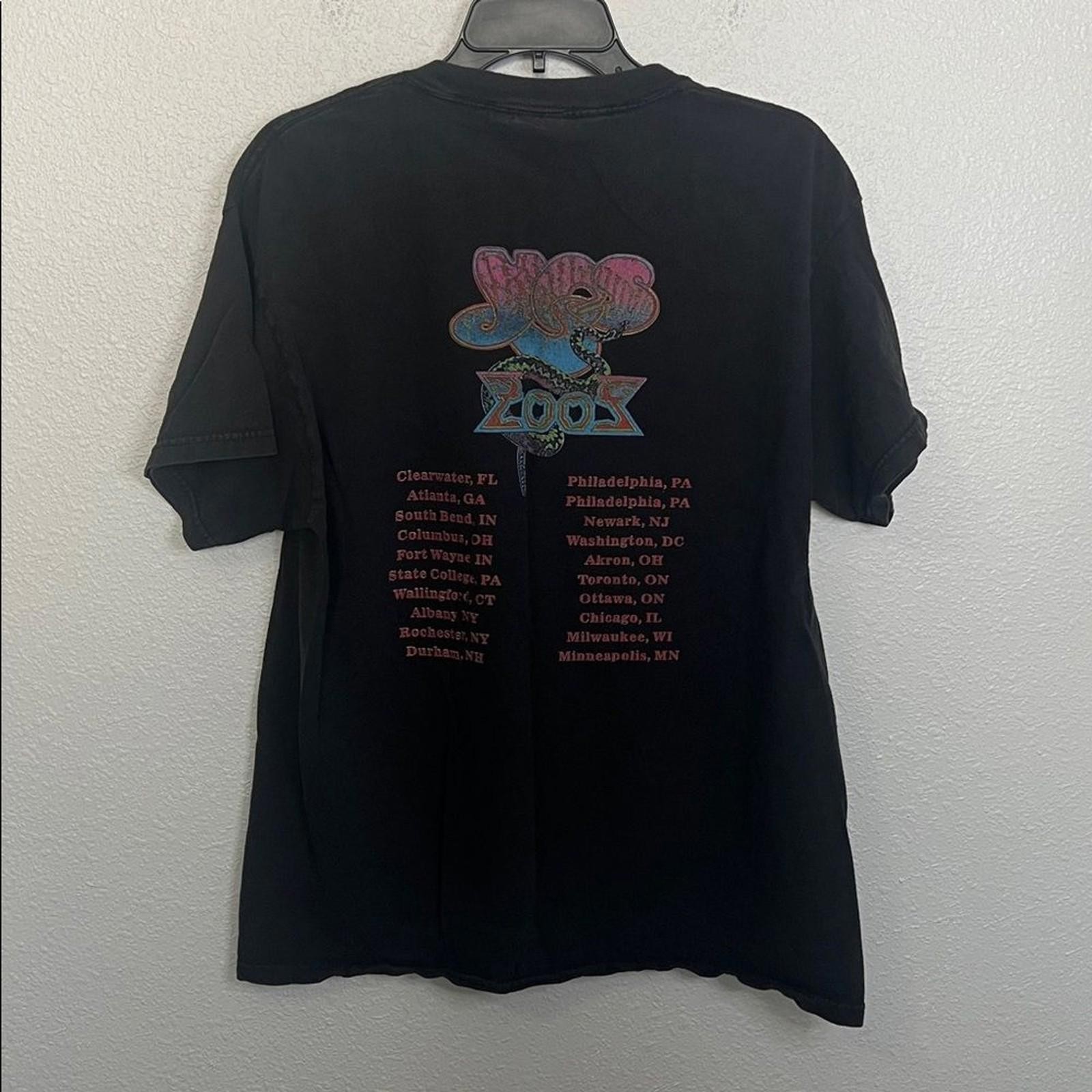 Yes 2002 Tour Graphic TShirt Black Size Large * Flaw