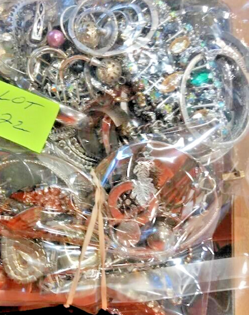 10 LB Estate Liquidation Box Lot, mixed items old & new-Junk Drawer-#938
