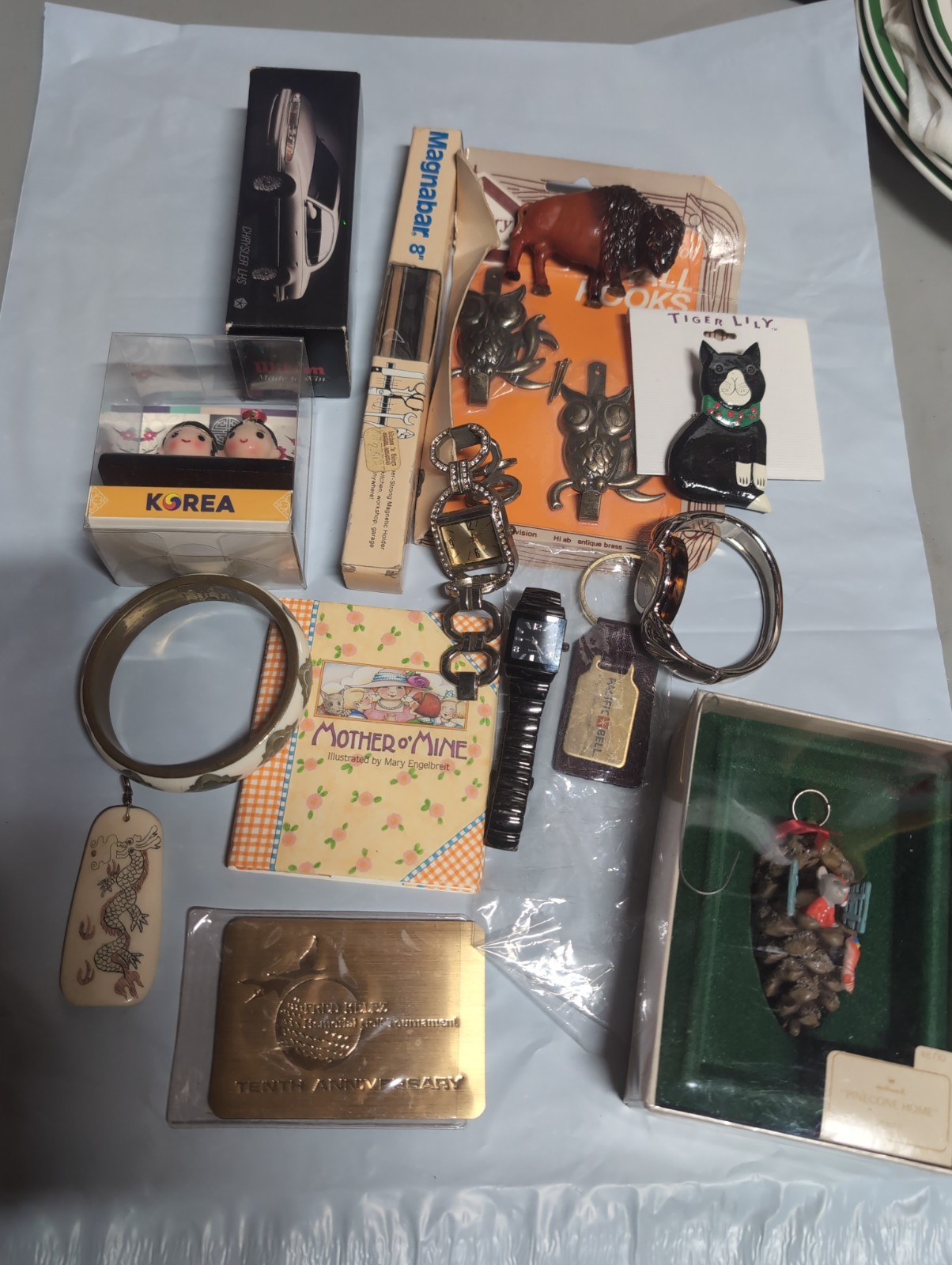 junk drawer lot , Vintage, Watches, Novelty,Ect