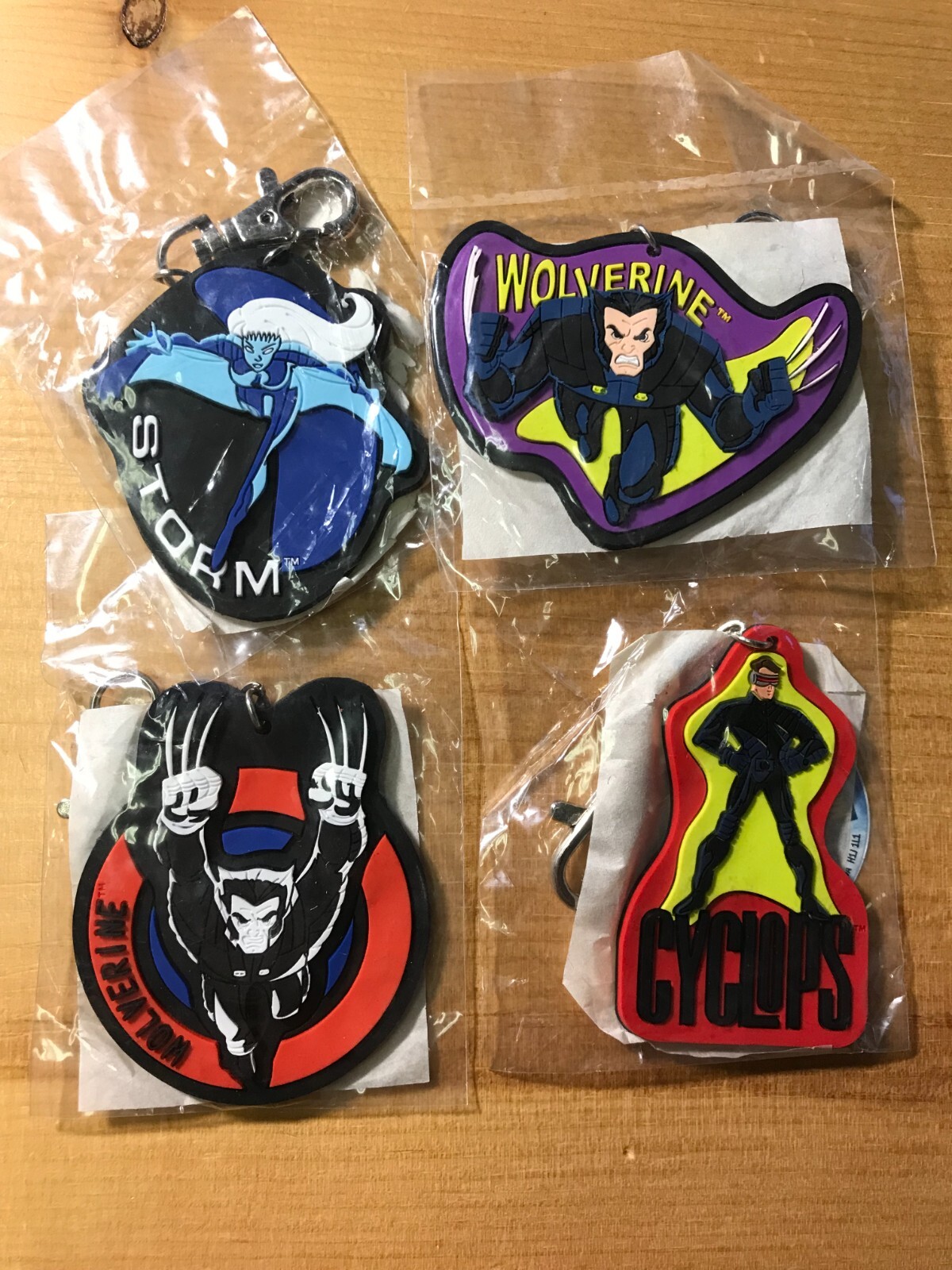 4 Millennium New Keychain Clips MARVEL COMICS XMEN Wolverin Storm Cyclop