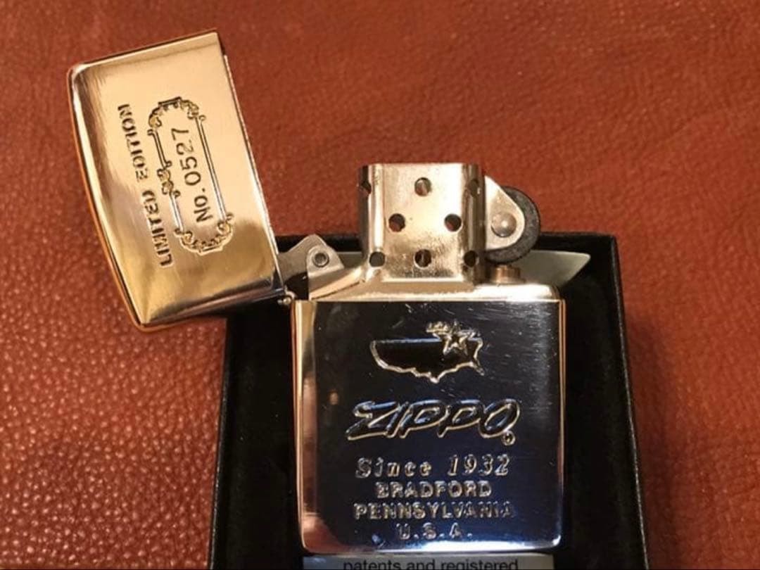 zippo limited edition with serial number, silver wrapped, made in 1992, in good