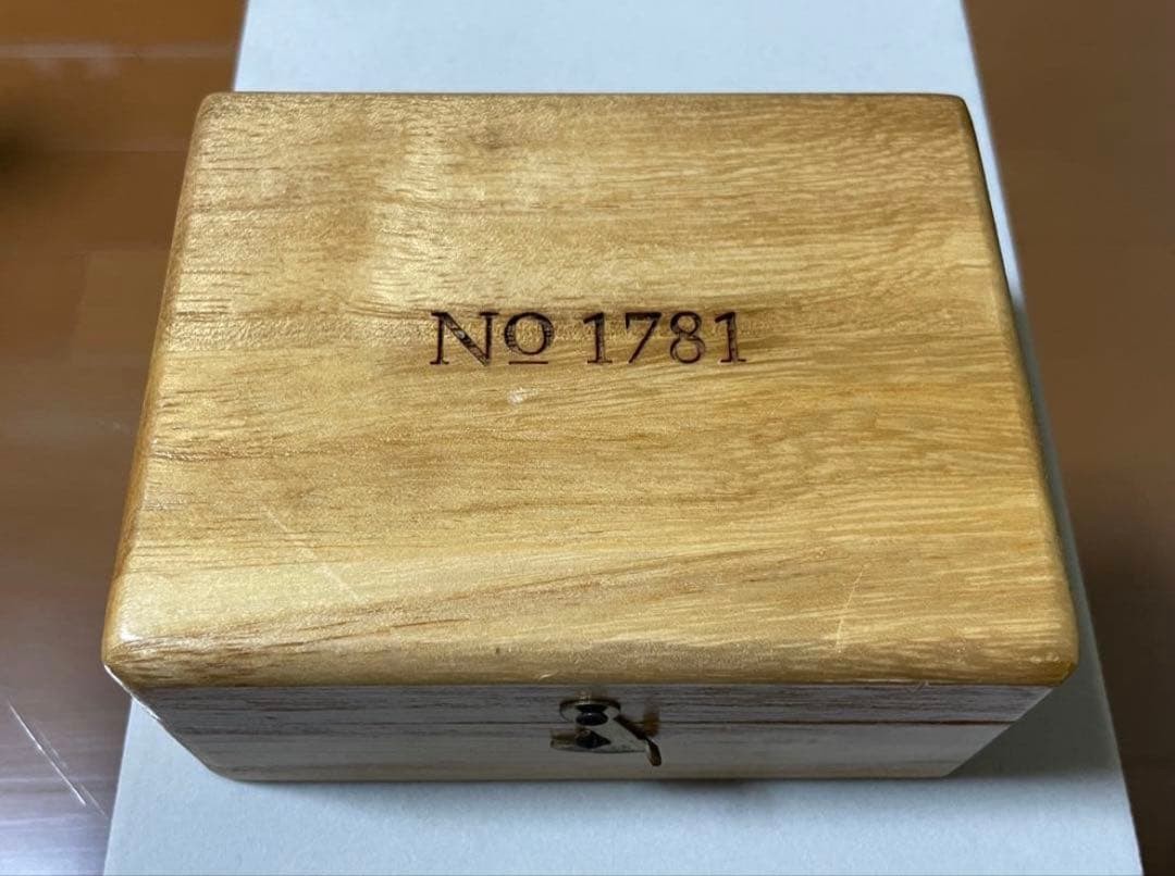 Zippo Heywood Wakefield Limited Edition 2004 Unused Product