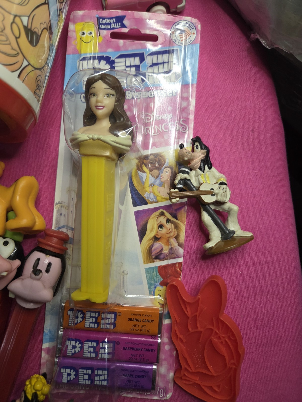 Junk Drawer Mixed Lot vtg toys DISNEY: pez Colorforms Wind UP Thermos