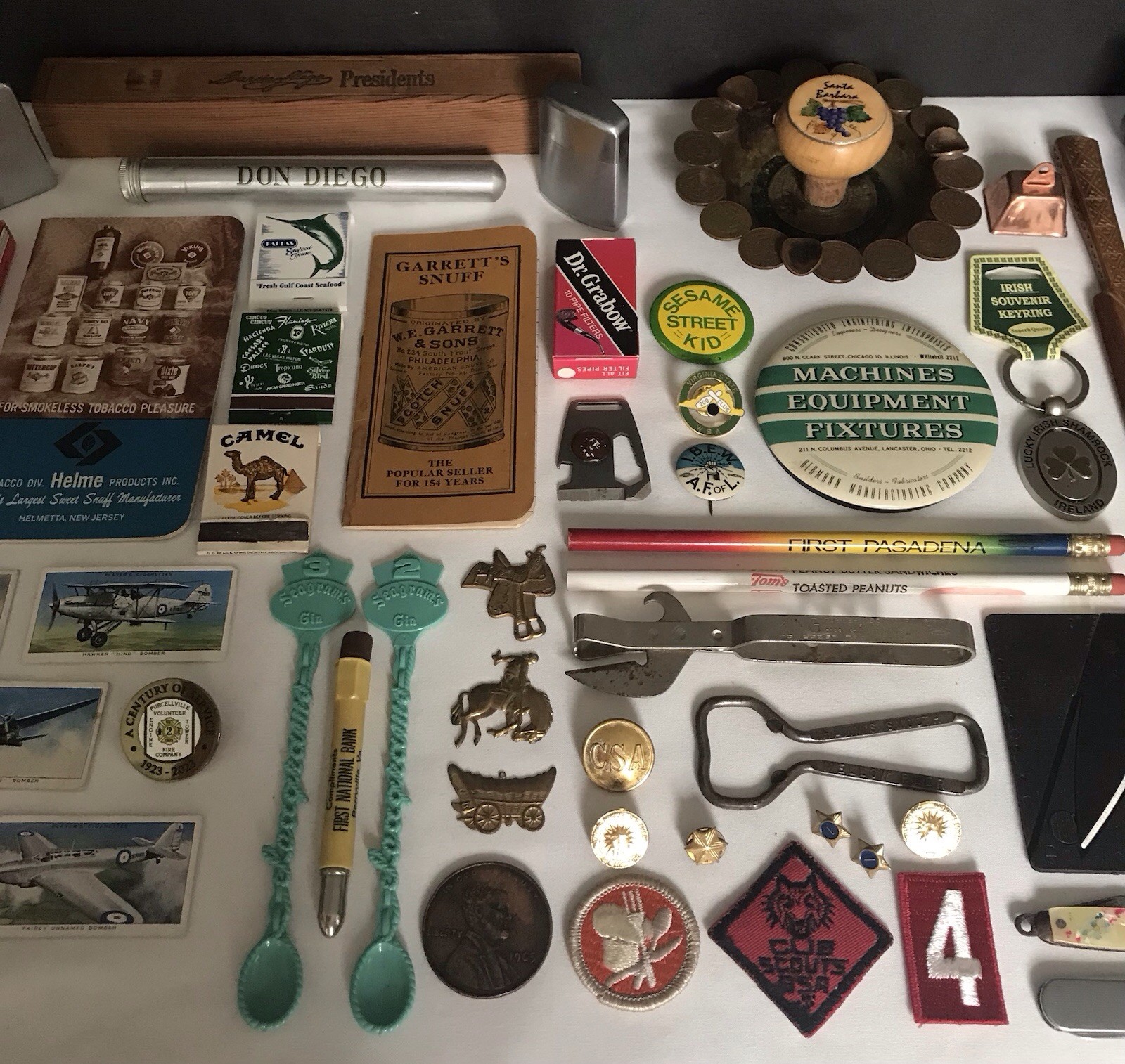 VTG Junk Drawer Estate Lot ~ Military/Avon/Knives/Scout/Seagrams/Zippo/Cigar 55+