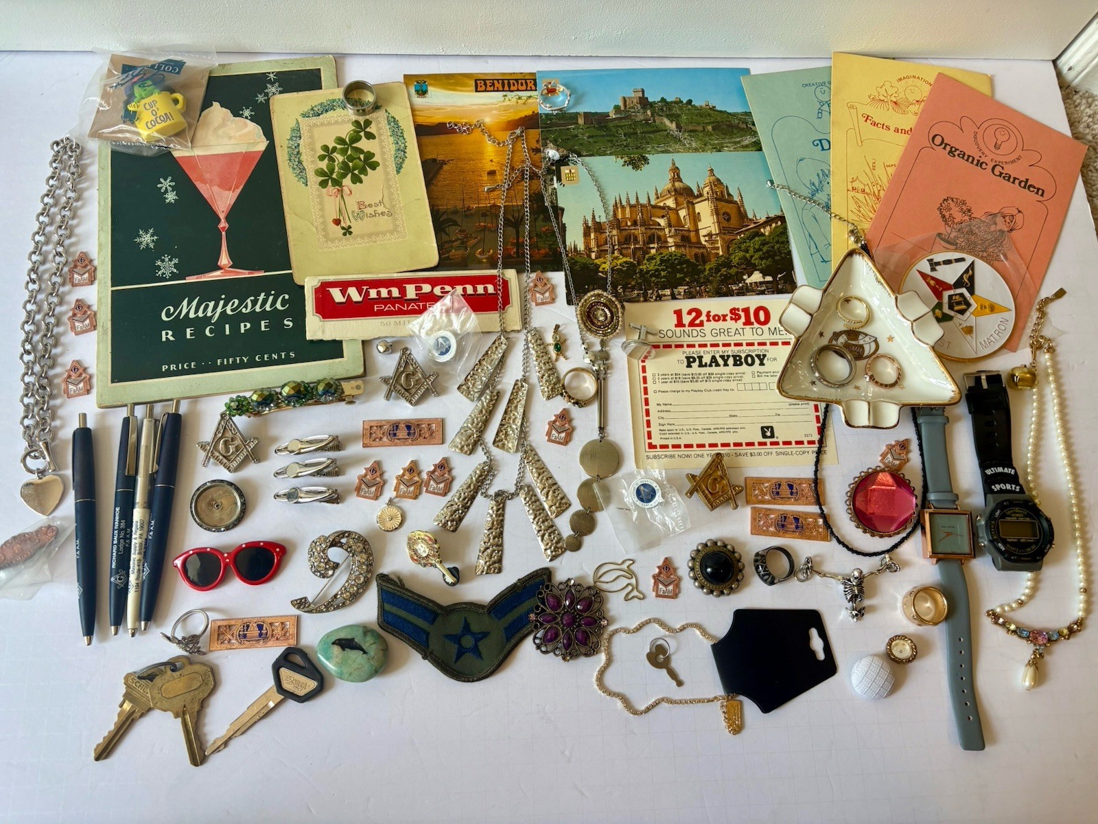 Vintage – Now Junk Drawer Lot Jewelry Keys Pins Brooches Masonic Trinkets 80+
