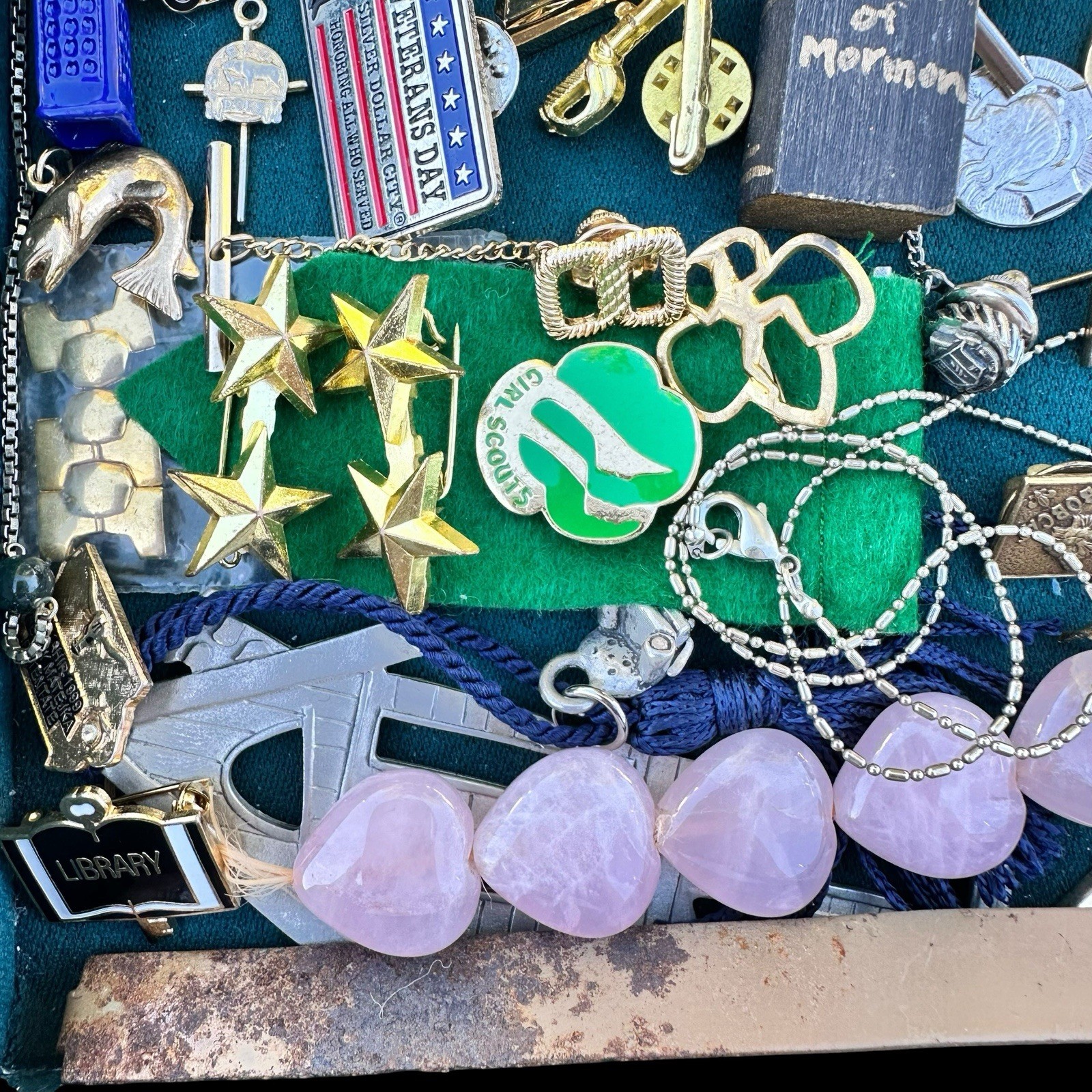 Vintage Junk Drawer Lot Lapel Pins Money Clip Keychain Trinkets Collectible 2 Lb