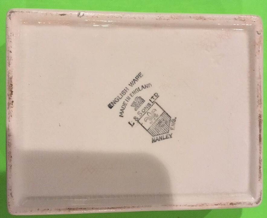 VINTAGE L & SONS LTD. ENGLISH WARE TRINKET HOLDER WITH LID