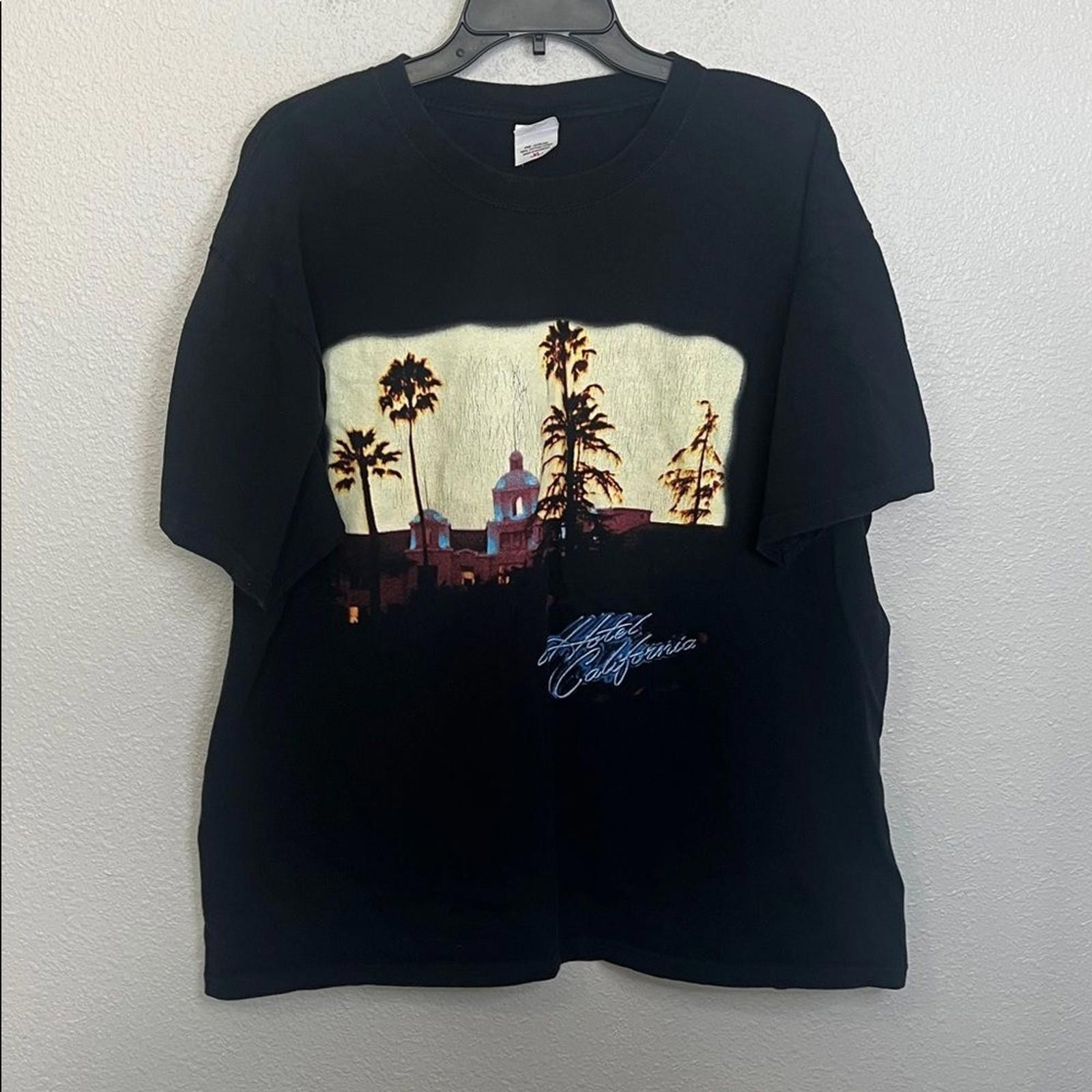 Eagles 2008 Tour Graphic TShirt Black Size XL