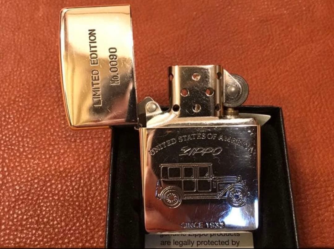Zippo Classic Car Limited Serial No. Silver wrapped 2001 Good condition
