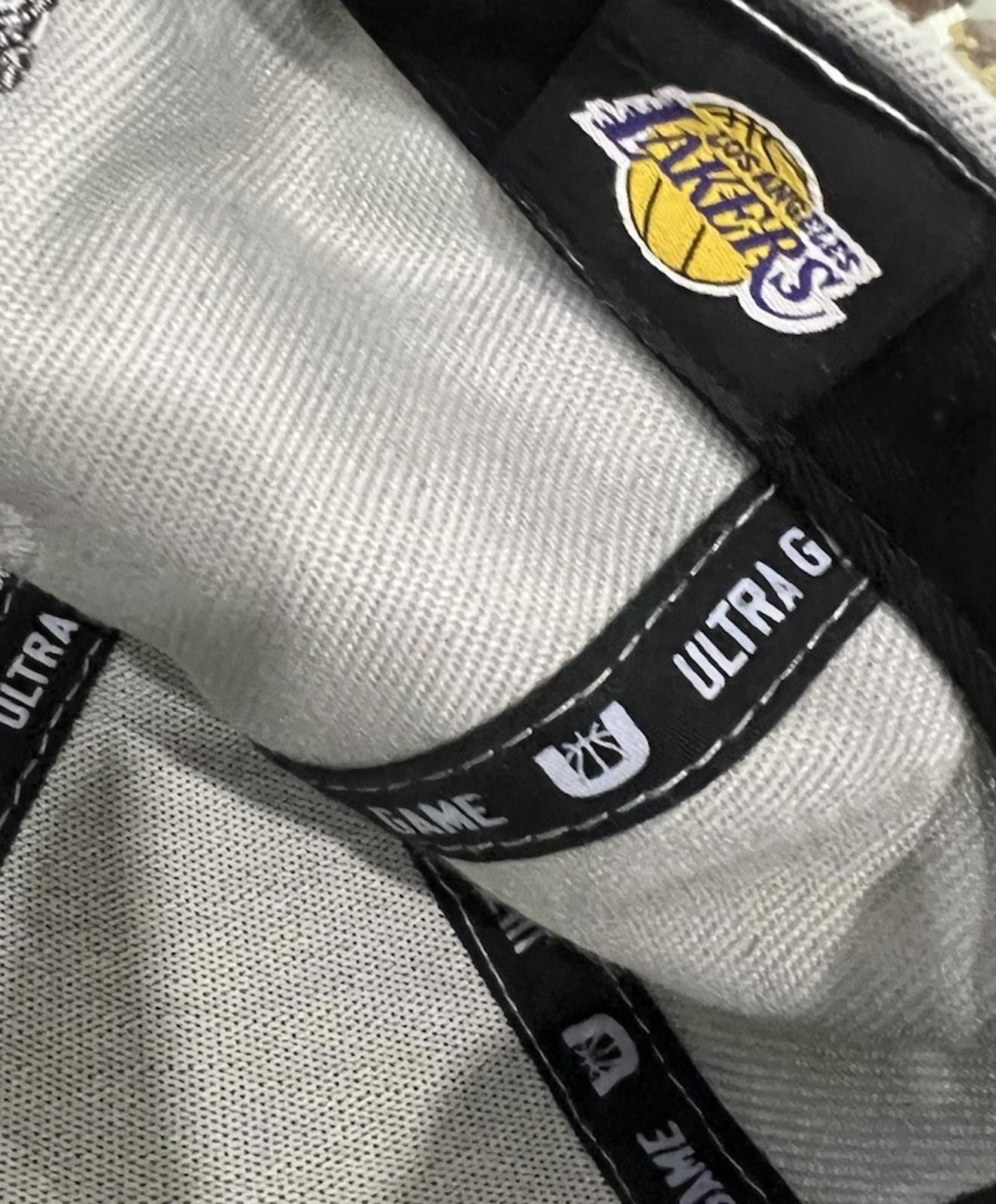 Los Angeles Lakers NBA Ultra Game Snapback Hat Gray Black Adjustable OSFM NWT