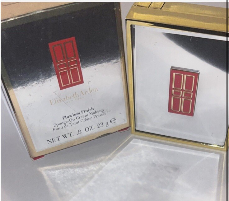 Elizabeth Arden Flawless Finish Sponge-On Cream Makeup 0.8 oz Porcelain Beige 04
