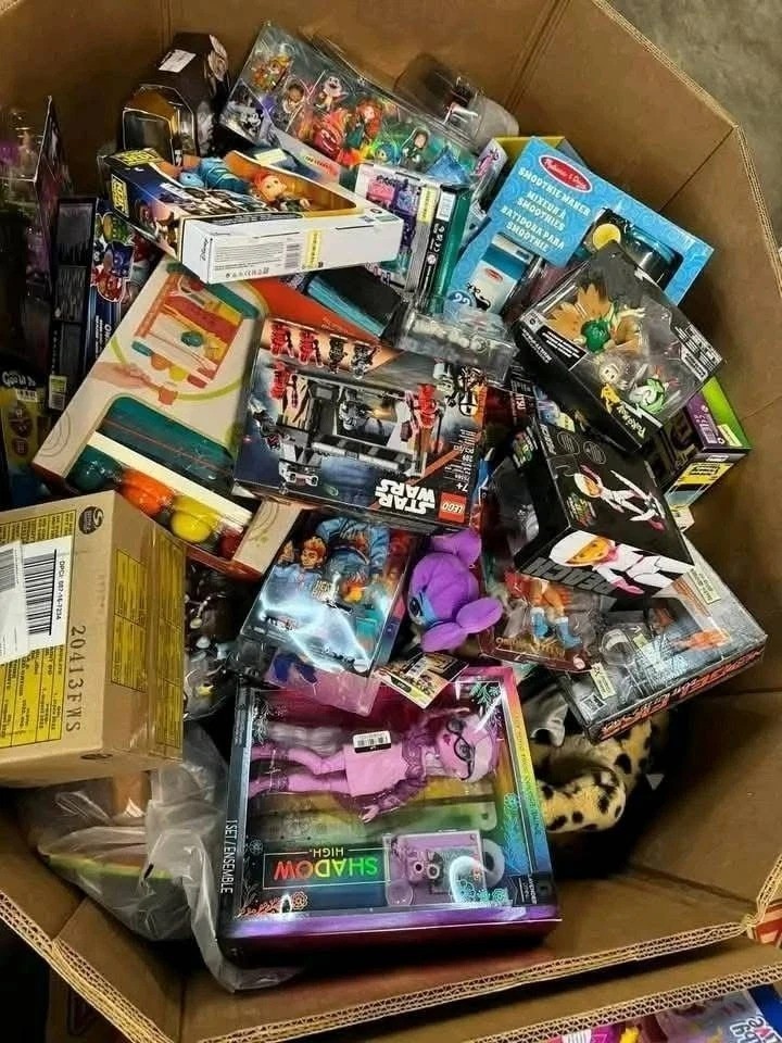 Mega reseller Merchandise Box – Amazon best buys target large