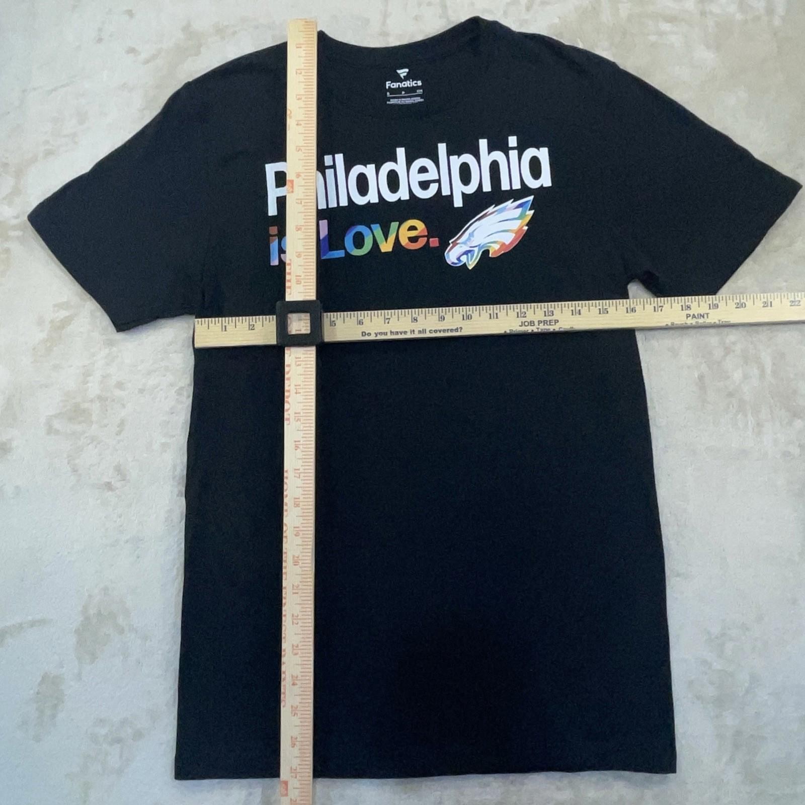 NWOT Philadelphia Eagles Team City Pride Logo Black T-Shirt LGBTQ+ Men’s S
