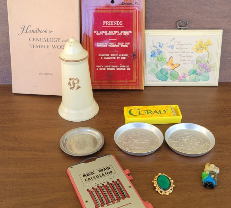 Vintage Mixed Lot Junk Drawer Type Bundle Random Items