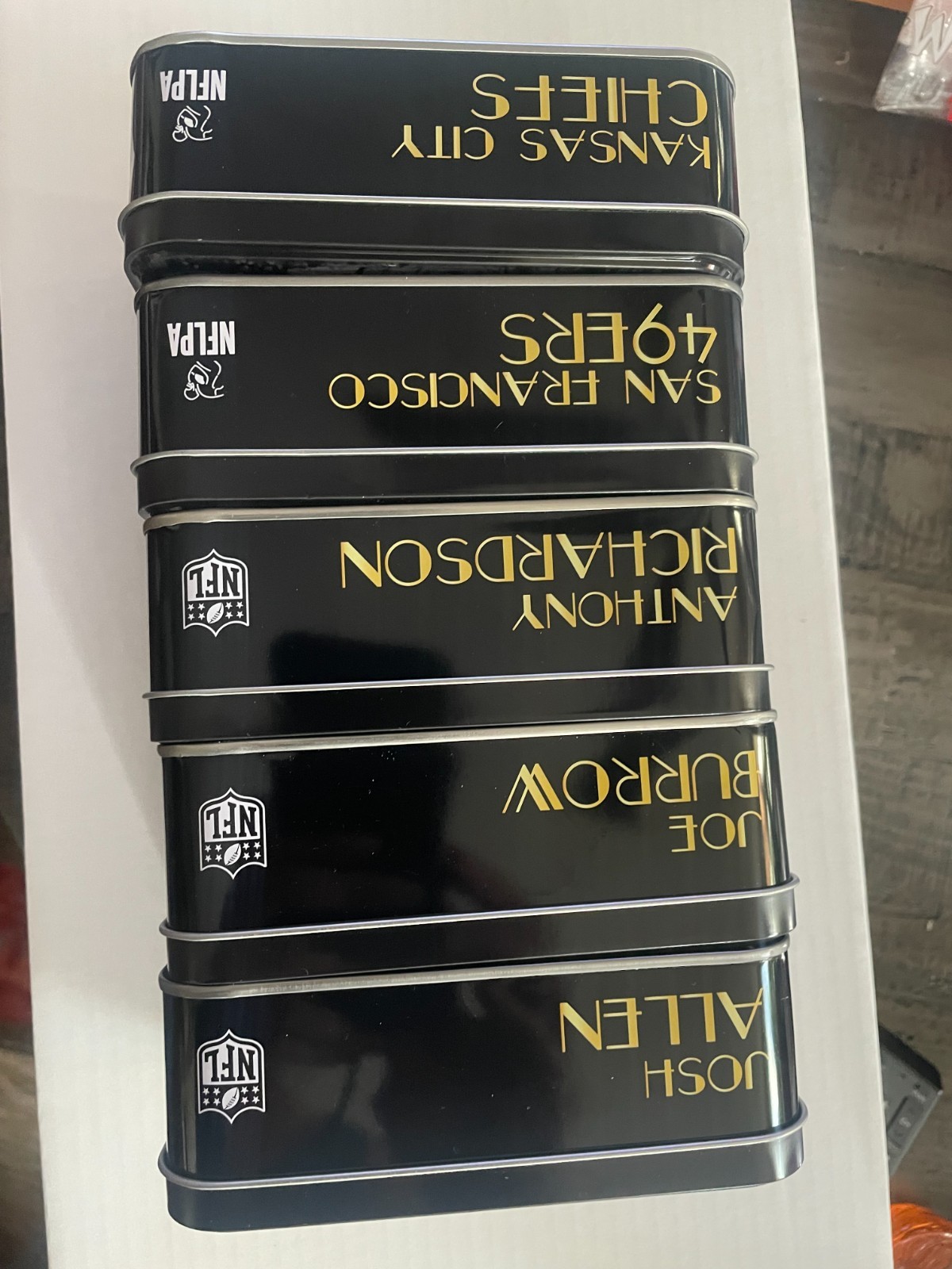 5 Tin Lot – 2024 Donruss Tin Collection “Empty” Allen/Burrow/Mahomes/Purdy/AR-15