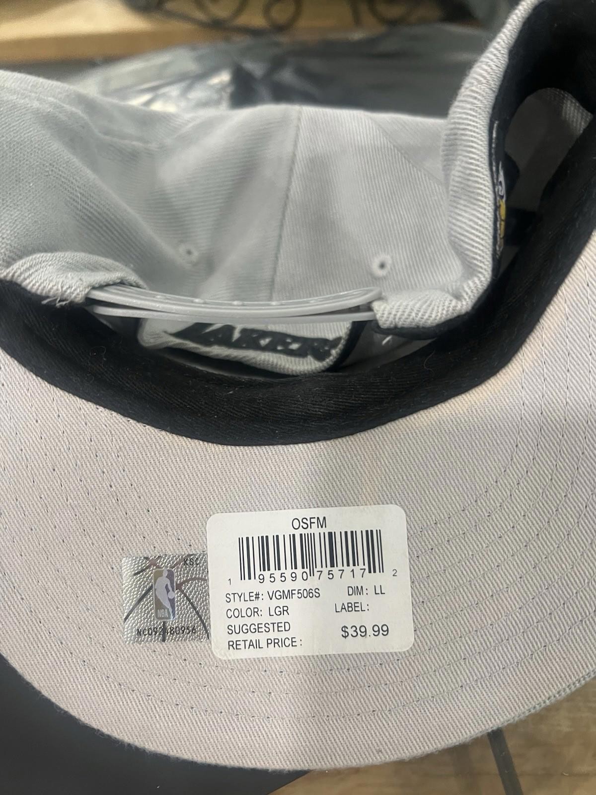 Los Angeles Lakers NBA Ultra Game Snapback Hat Gray Black Adjustable OSFM NWT