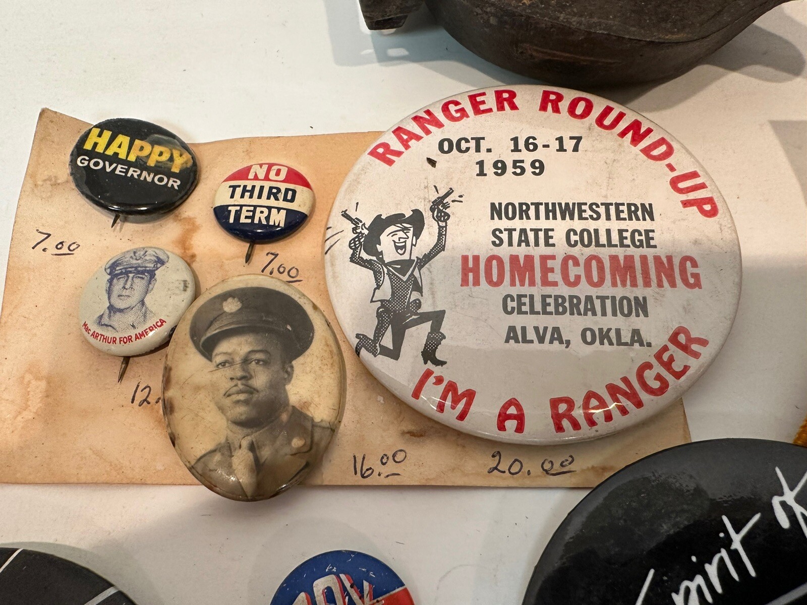 Junk Drawer Lot Vintage Buttons, Items To Numerous To List. See Pics For Desc.