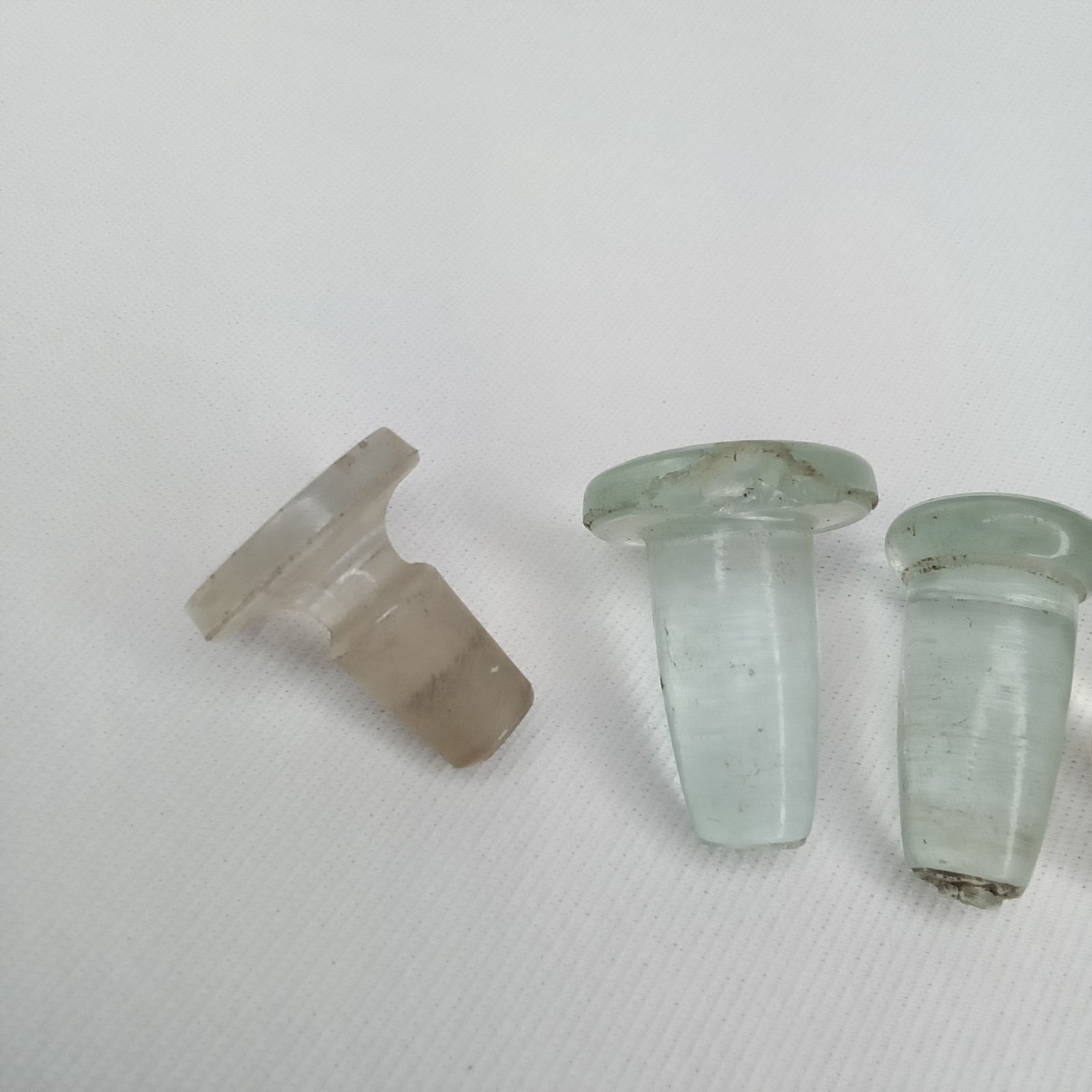Antique 1900s Glass Stopper Set Of 4 Clear & Blue For Medicine Or Perfume Bottle