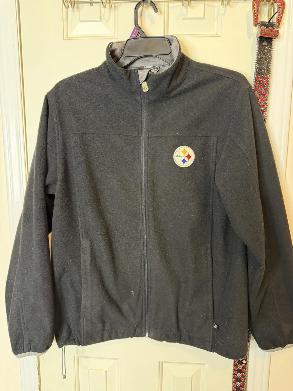 NFL STEELERS black zip up 22.5 PTP