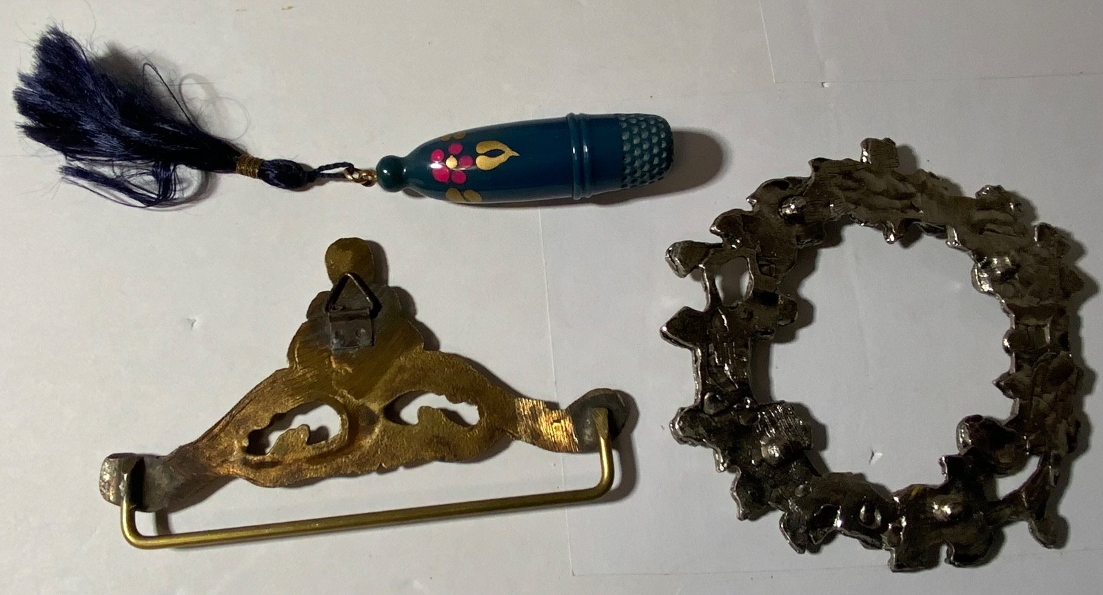 VTG Junk Drawer Lot Assemblage Art Mixed Media Crafts 2.5# Metal Seashells Glass