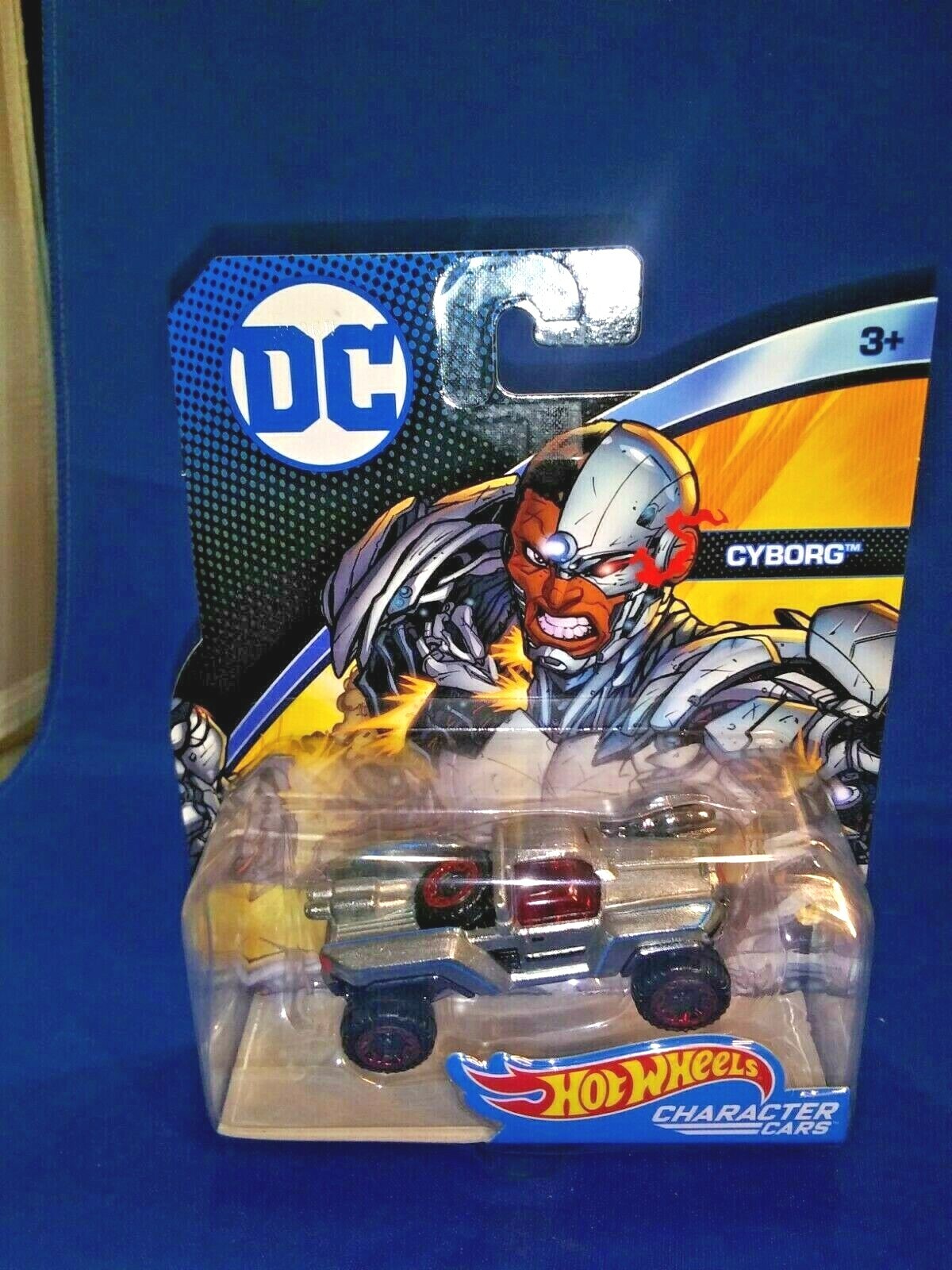 HOT WHEELS DC CYBORG CHARACTER CAR ROBOTIC OFF-ROAD TRUCK 1:64 SCALE RARE