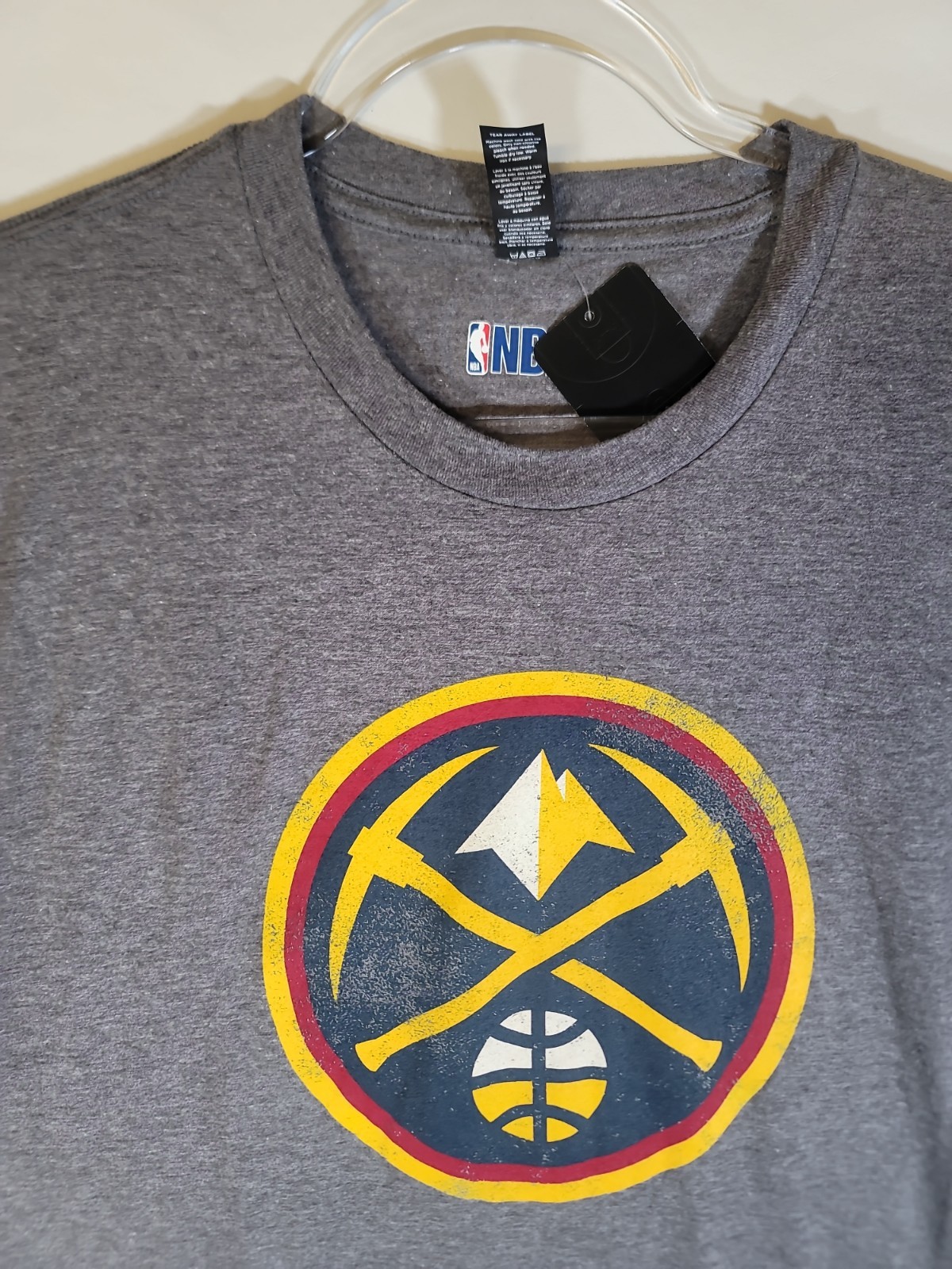 Denver Nuggets Distressed Logo NBA Graphic Tee Gray Unisex XL