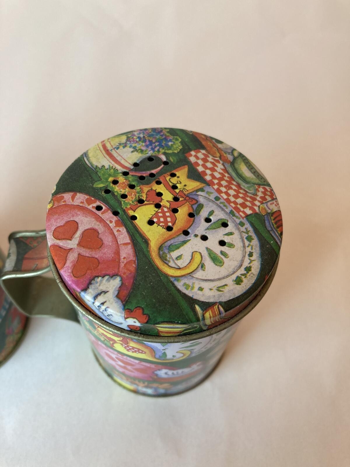 Decorative Tin Cups Mugs Kitchen Motif Made in China Pair