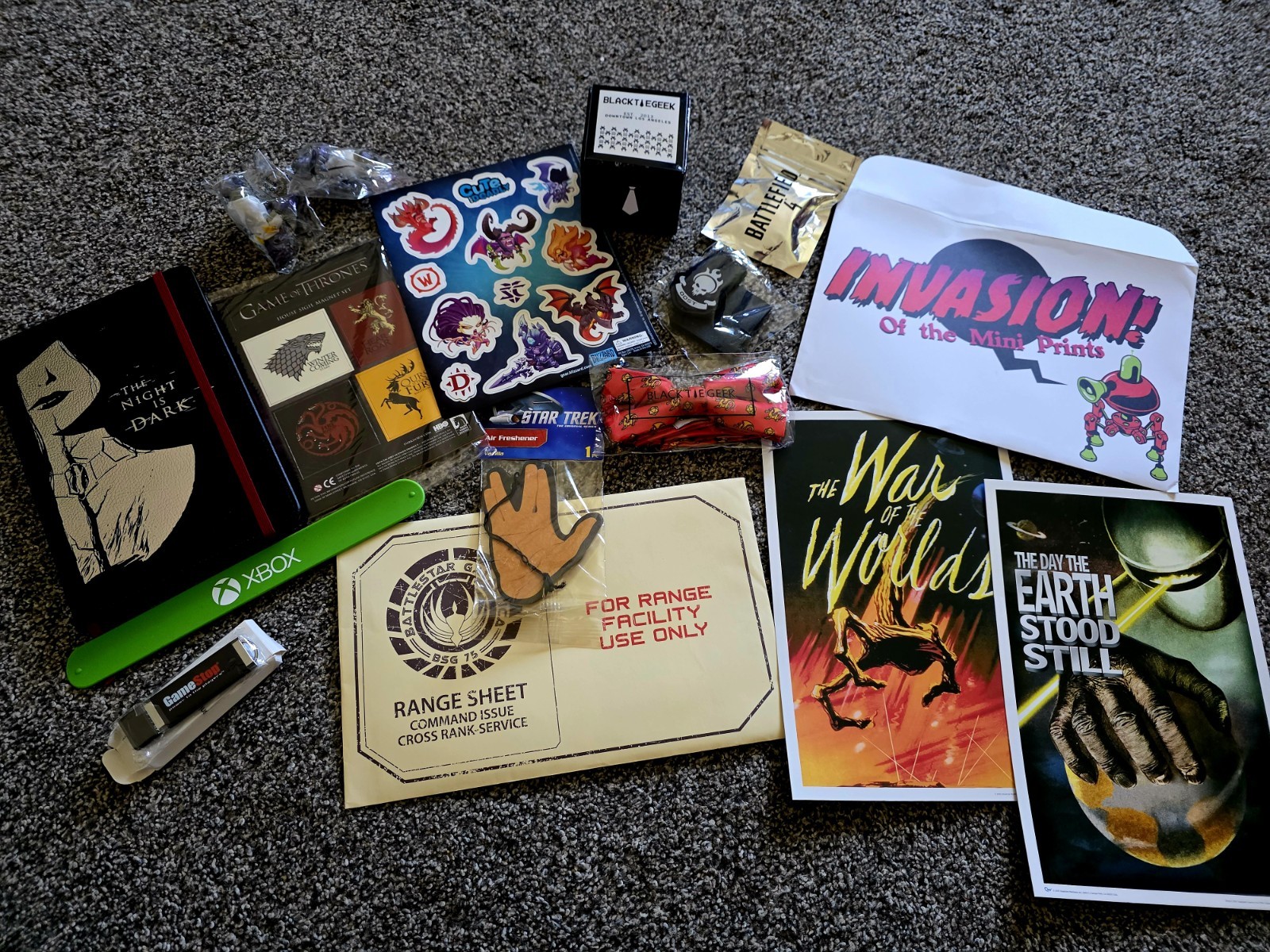 Huge Collectible Lot – 100+ Individual Items – See Photos/Description!