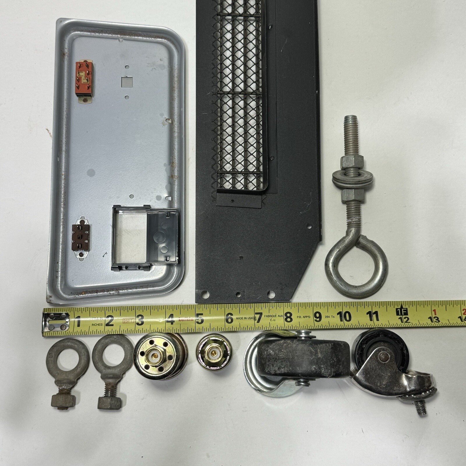 Lot Of Random Mix Metal Parts & Pieces Steampunk Craft Found Object Art Parts
