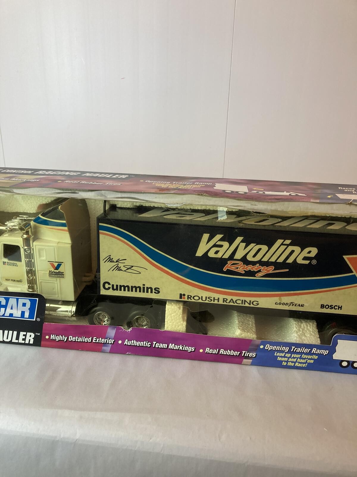 NASCAR Valvoline Radio-Control Racing Hauler Trailer in Box