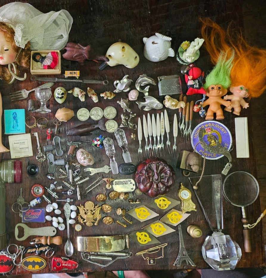 PREMIUM JUNK DRAWER Lot Trinket Smalls Vintage Knick Knacks Resale Tchotchkes