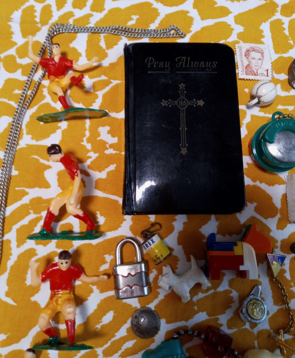 Mixed lot mid century modern man trinket box plastic minis religious AS IS