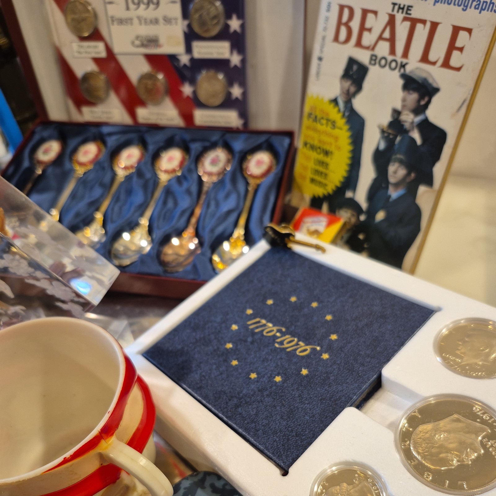 VINTAGE JUNK DRAWER AND 90% SILVER CIRCULATED COIN LOT