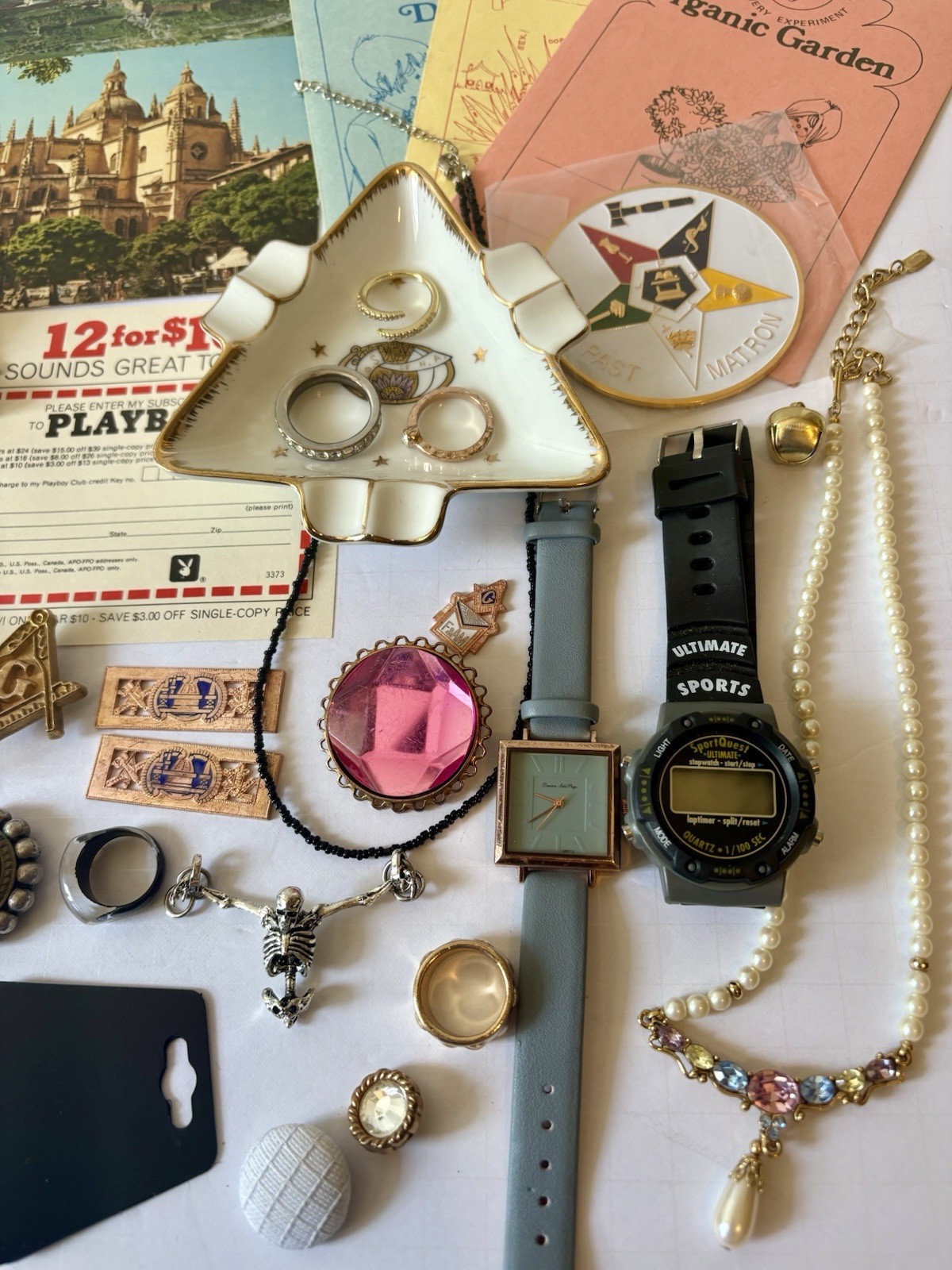 Vintage – Now Junk Drawer Lot Jewelry Keys Pins Brooches Masonic Trinkets 80+