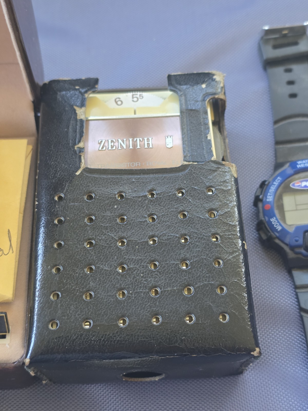 Vintage Junk Drawer Estate Sales Find Lot Watches,lighter & Zenith Transistor #7