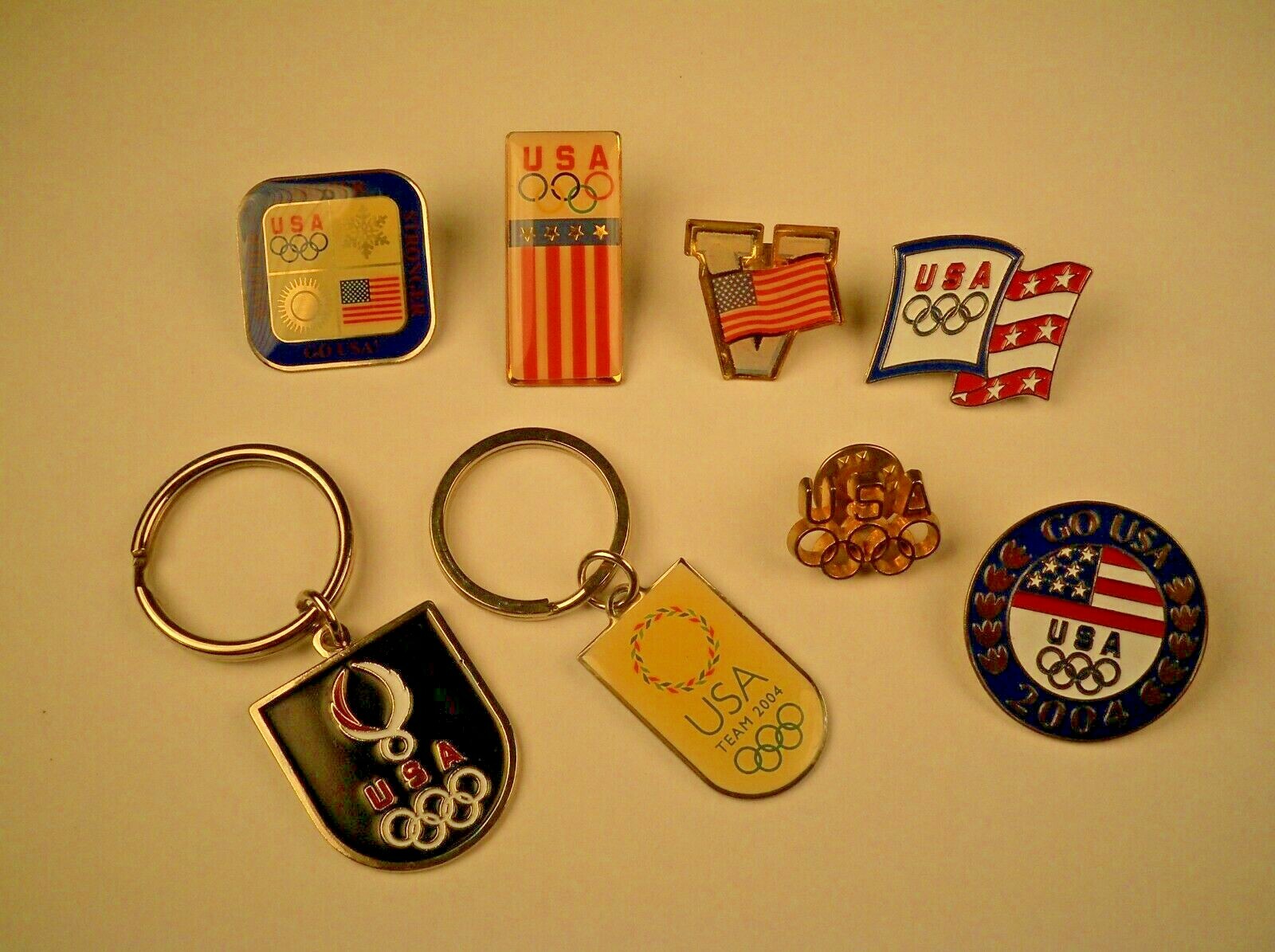 USA 2004 US Olympics Lapel/Hat Pins (6) / Key Chains (2), Lot of 8
