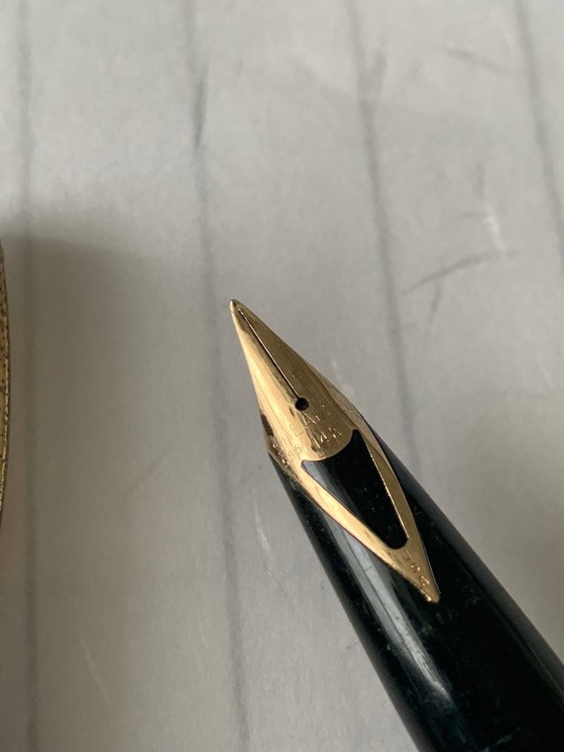 Schafer etc. Fountain pens 4 pieces sold in bulk Sold as-is / For parts or not