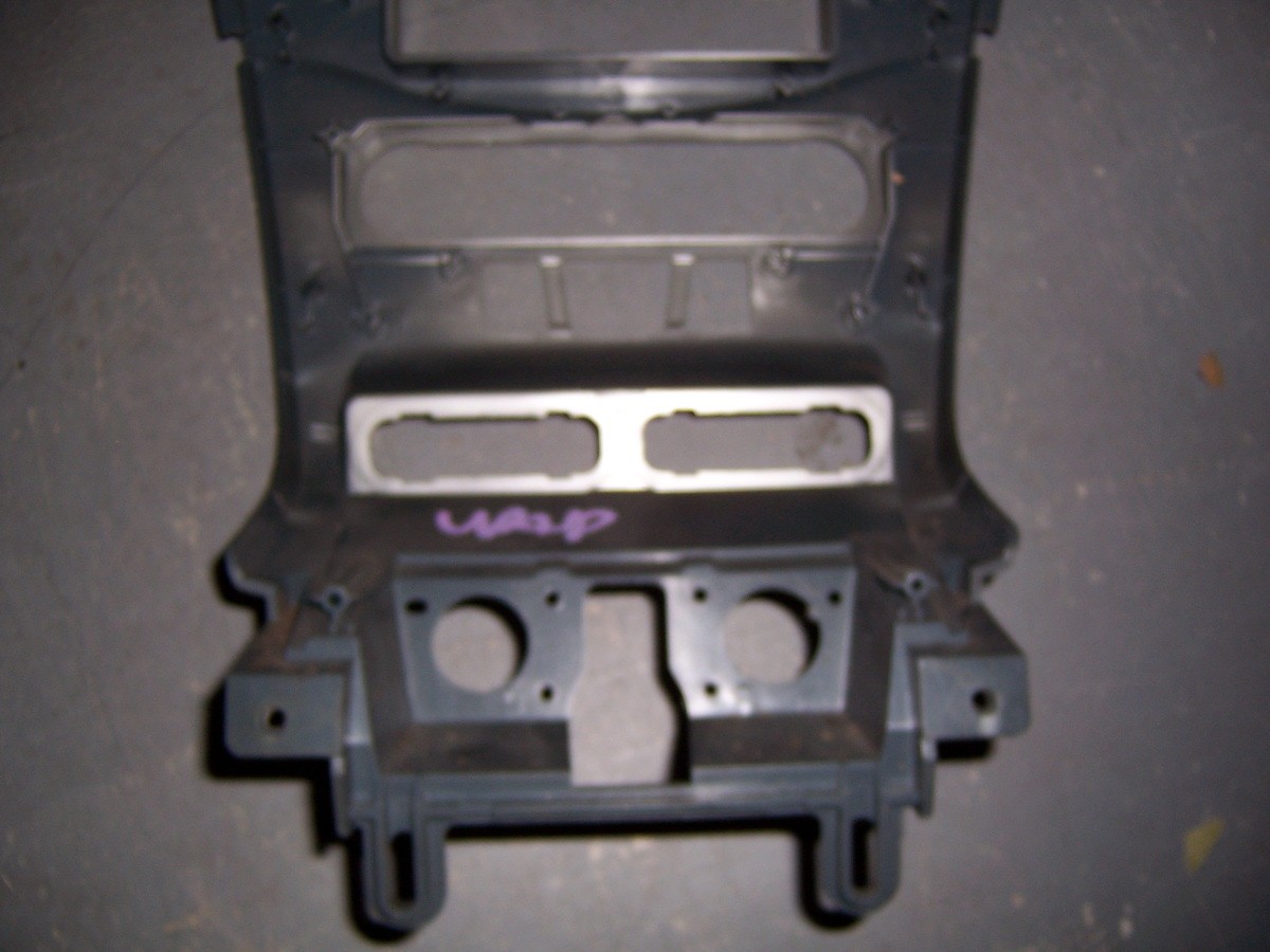 2008 2009 2010 2011 Ford Focus Radio Dashboard Bezel Trim – OEM – See Pictures