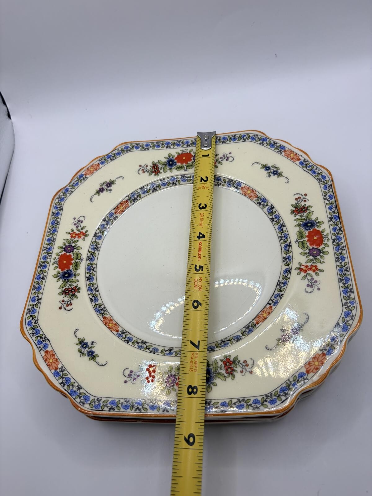 Wedgwood Somerset England 8 Pc Lot Platter 4 Plates 3 Desser