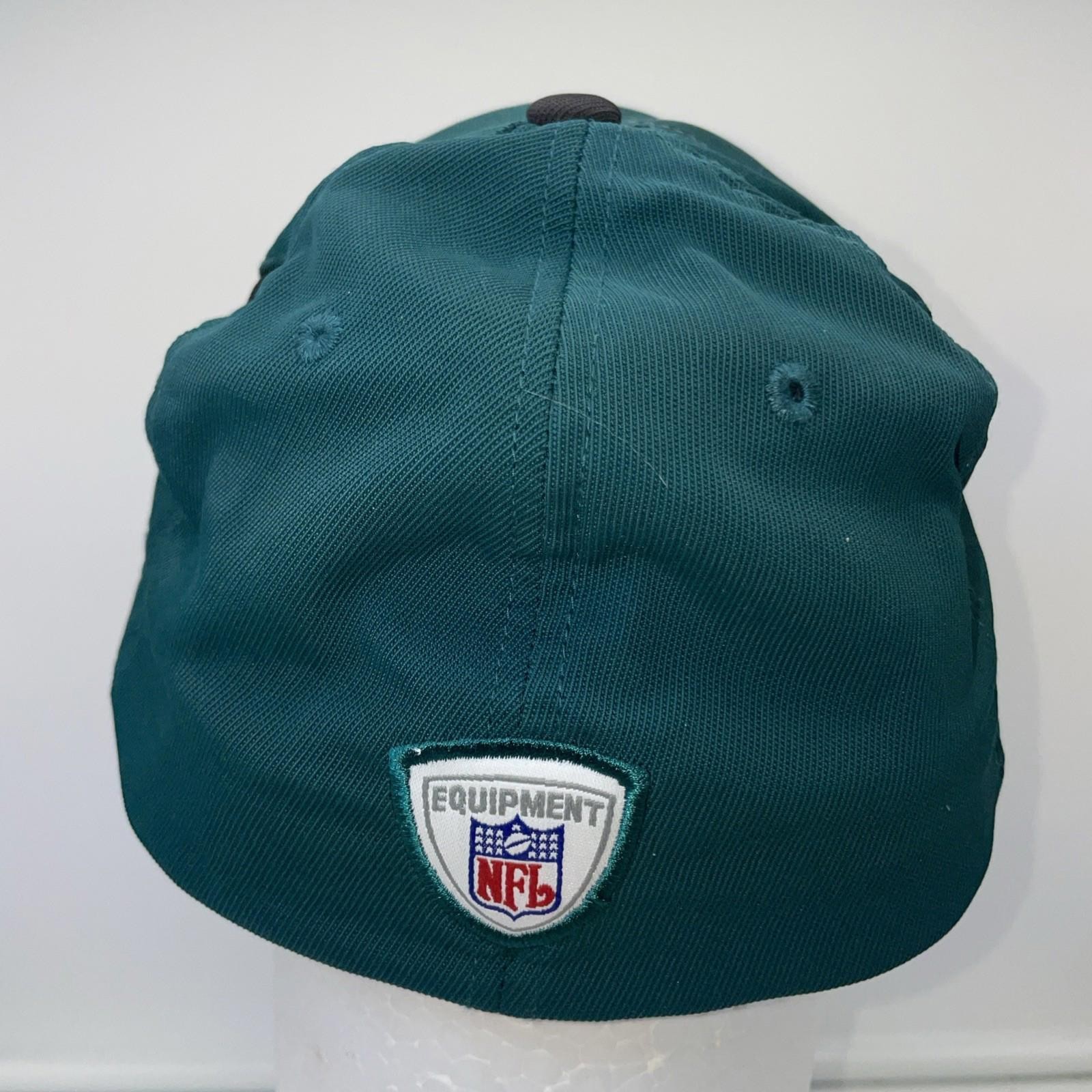 Philadelphia Eagles Hat Cap Fitted One Size Green Black NFL Football Reebok Mens