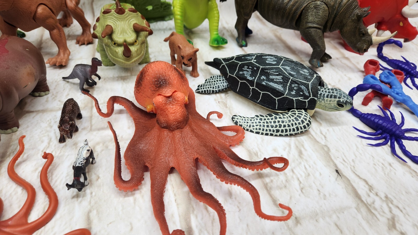 Junk Drawer Animal & Dinosaur Toy Lot of 19 + Plastic & Rubber Figures