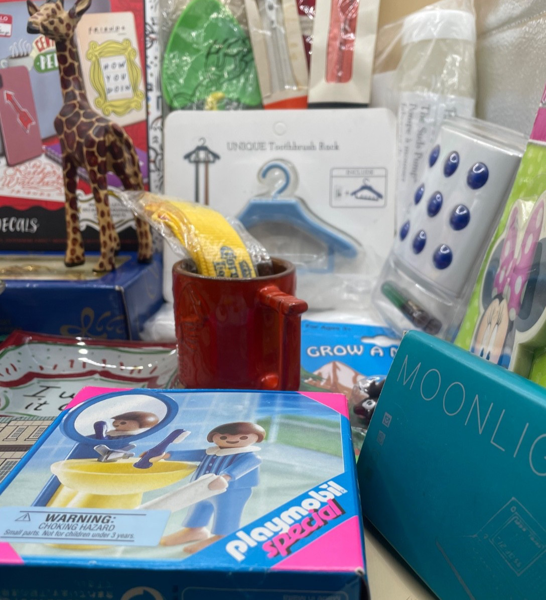 Mixed Lot of Vintage and New Decor/Collectibles Resale/Reseller Lot RS