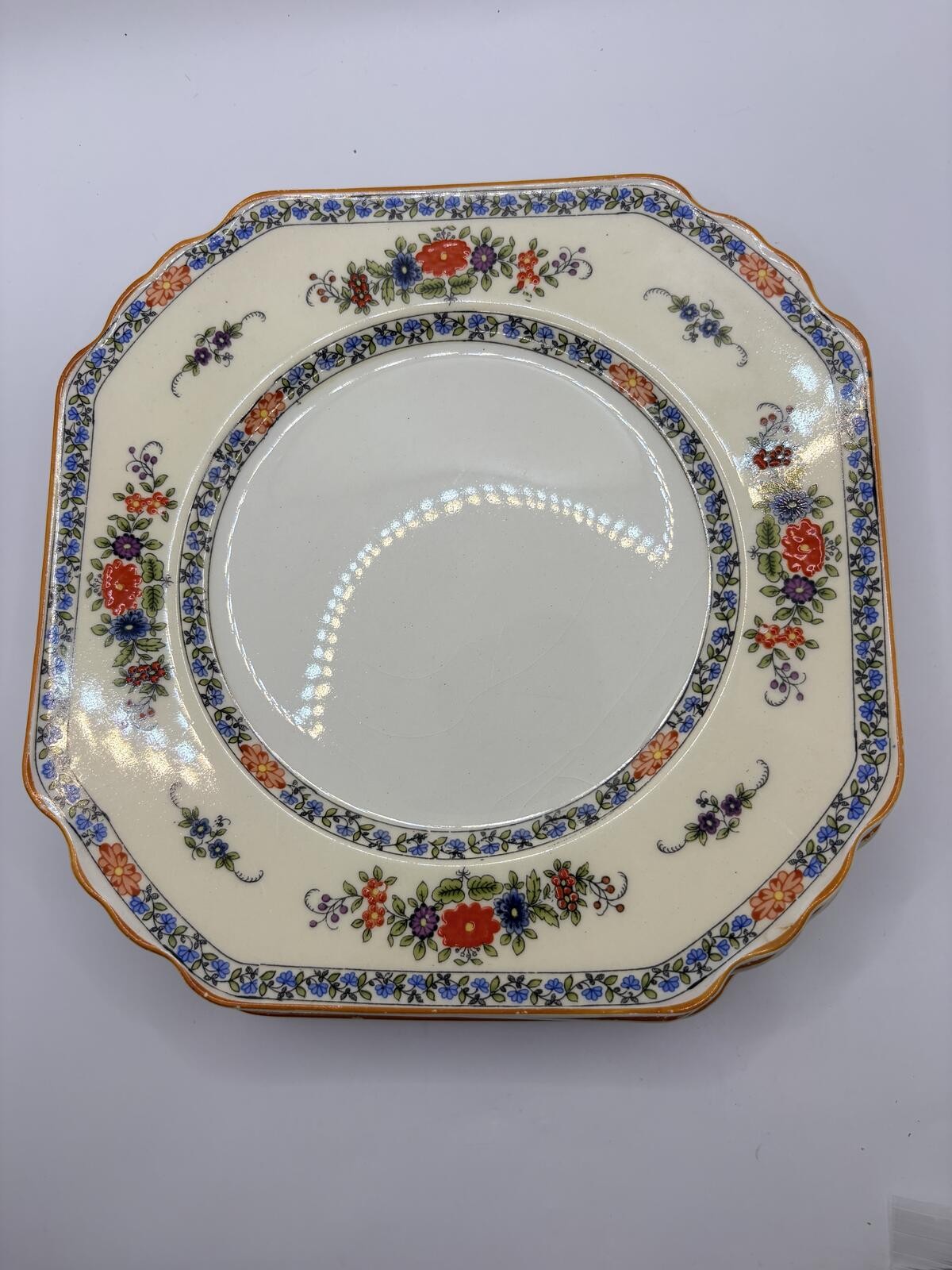 Wedgwood Somerset England 8 Pc Lot Platter 4 Plates 3 Desser