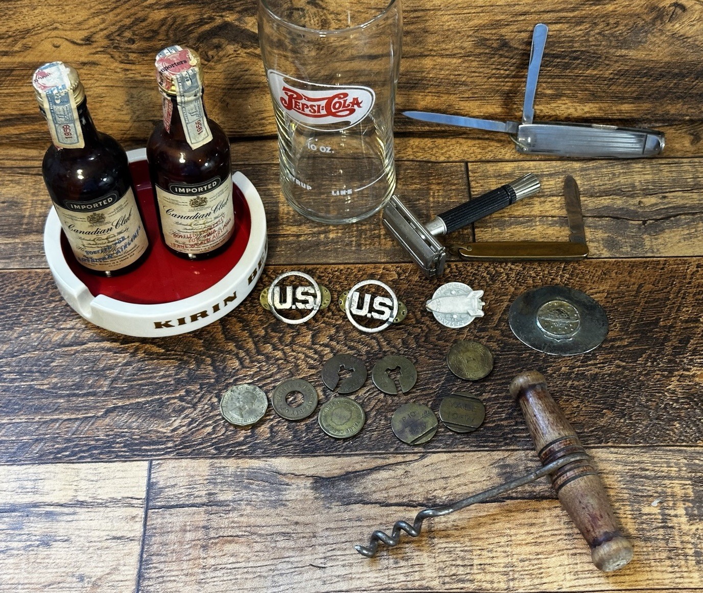 JUNK DRAWER LOT PEPSI SODA FOUNTAIN GLASS AIRLINE WHISKY BOTTLES TOKENS RAZOR