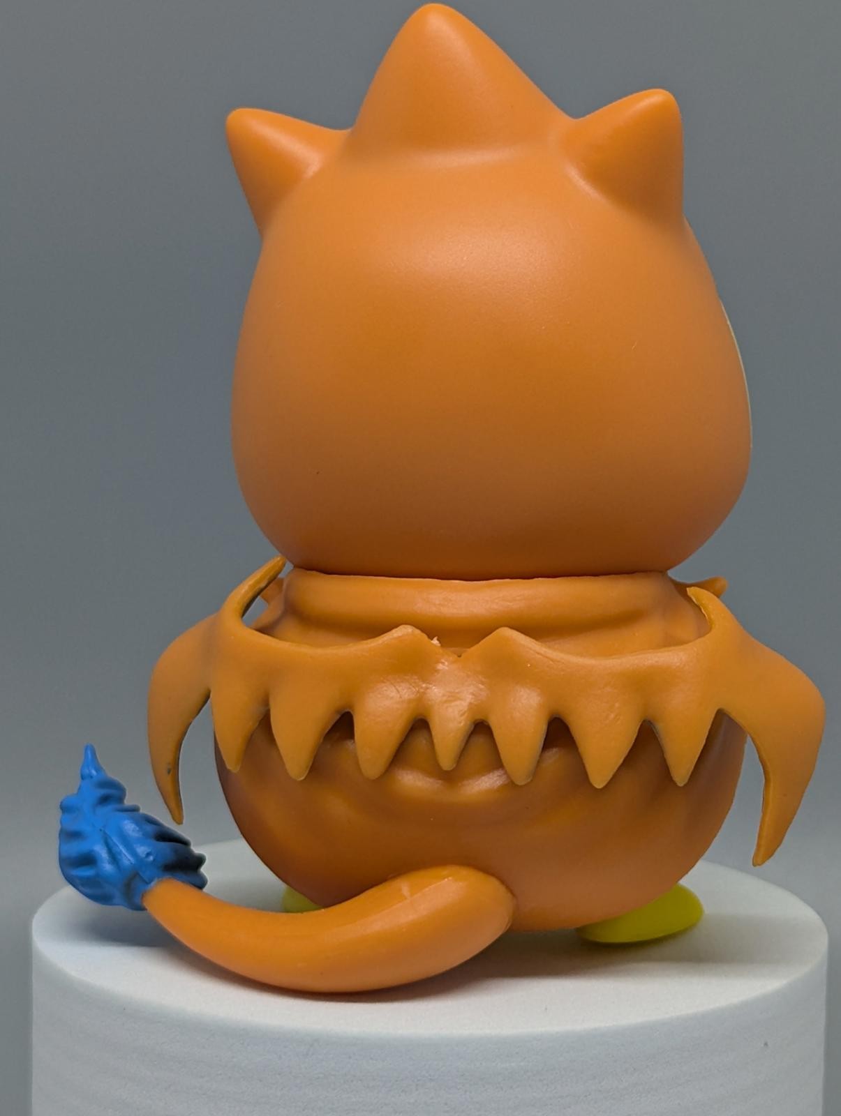 Pikachu x Mega Charizard Y POKEMON COSPLAY Collectible Figure